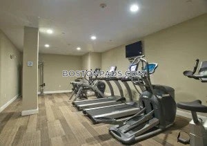 Eleven West Photo 39