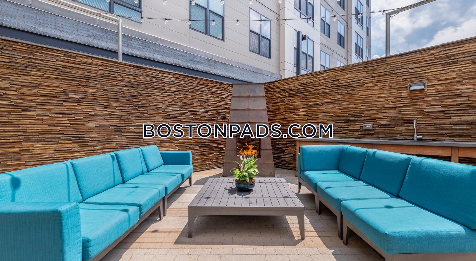 West of Chestnut Photo 2