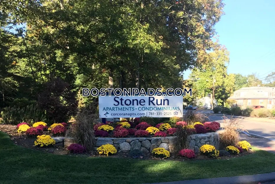 Stone Run East Photo 5