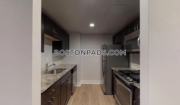 Garrison Square Photo 39