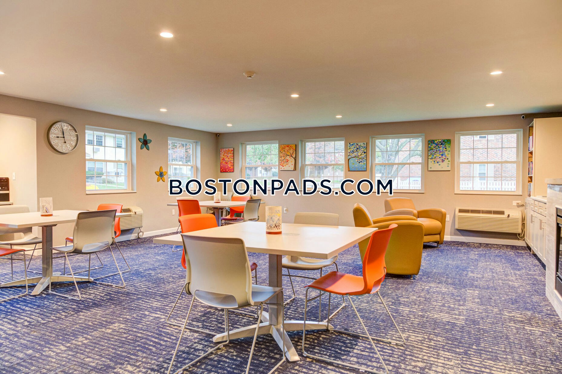 Lamplighter Village Photo 13