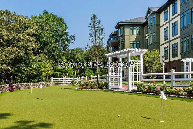 Hancock Estates at Chestnut Hill Photo 8