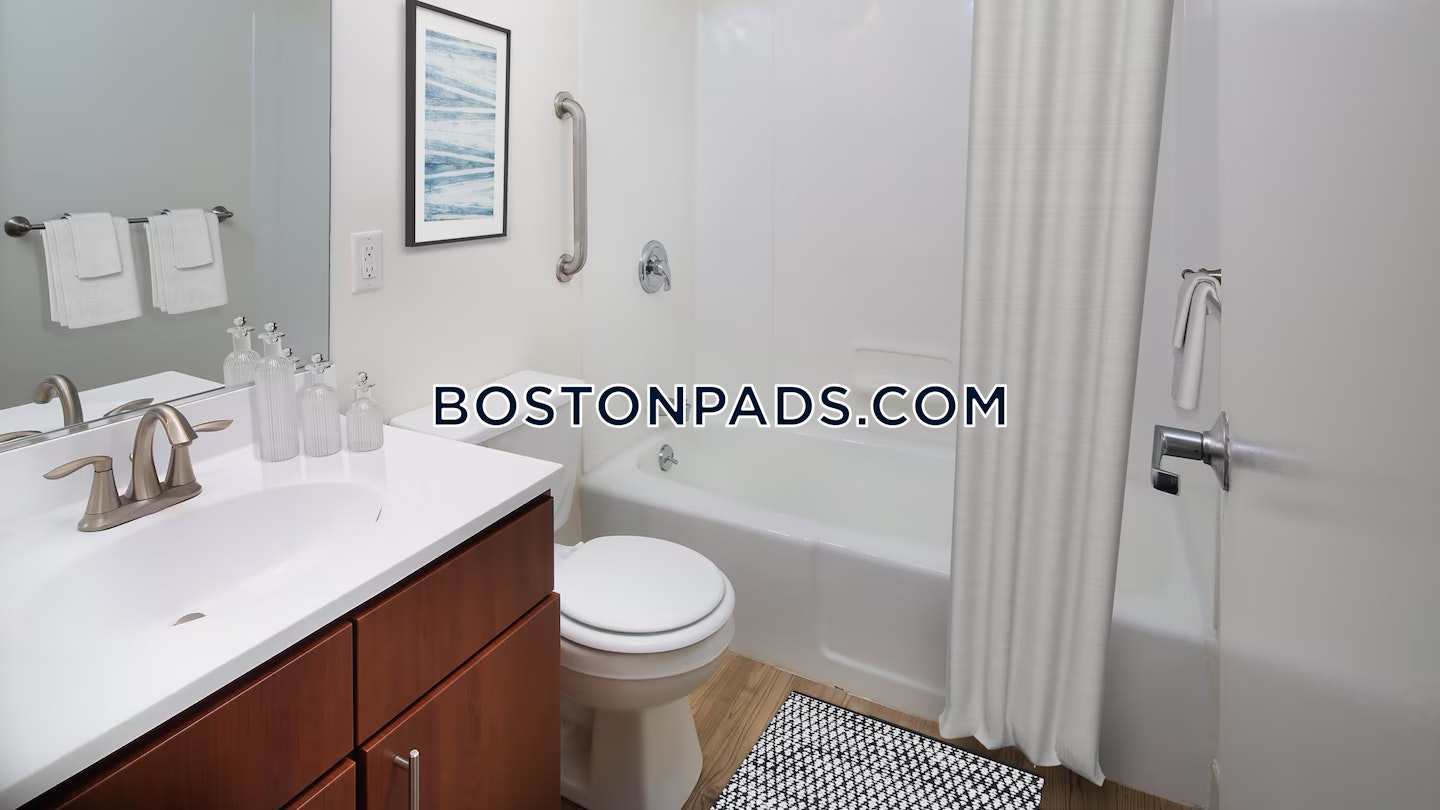 Eaves Quincy Photo 25