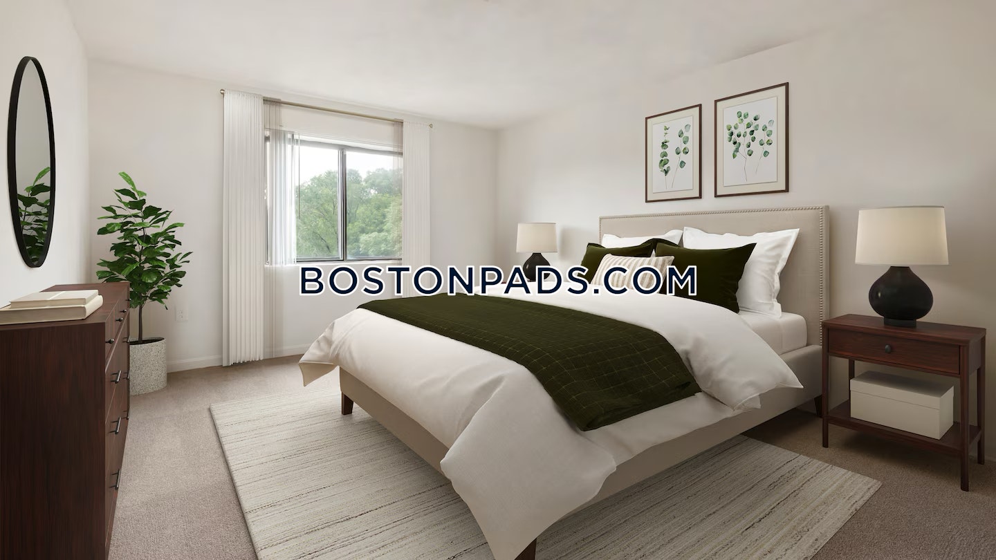 Eaves Quincy Photo 15