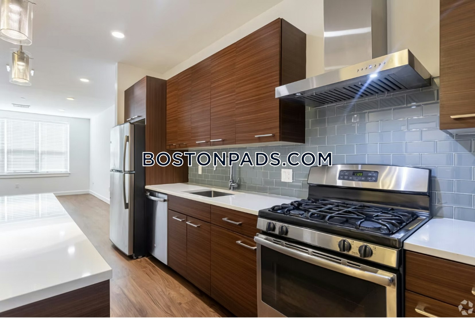 Aura at Weymouth Photo 11