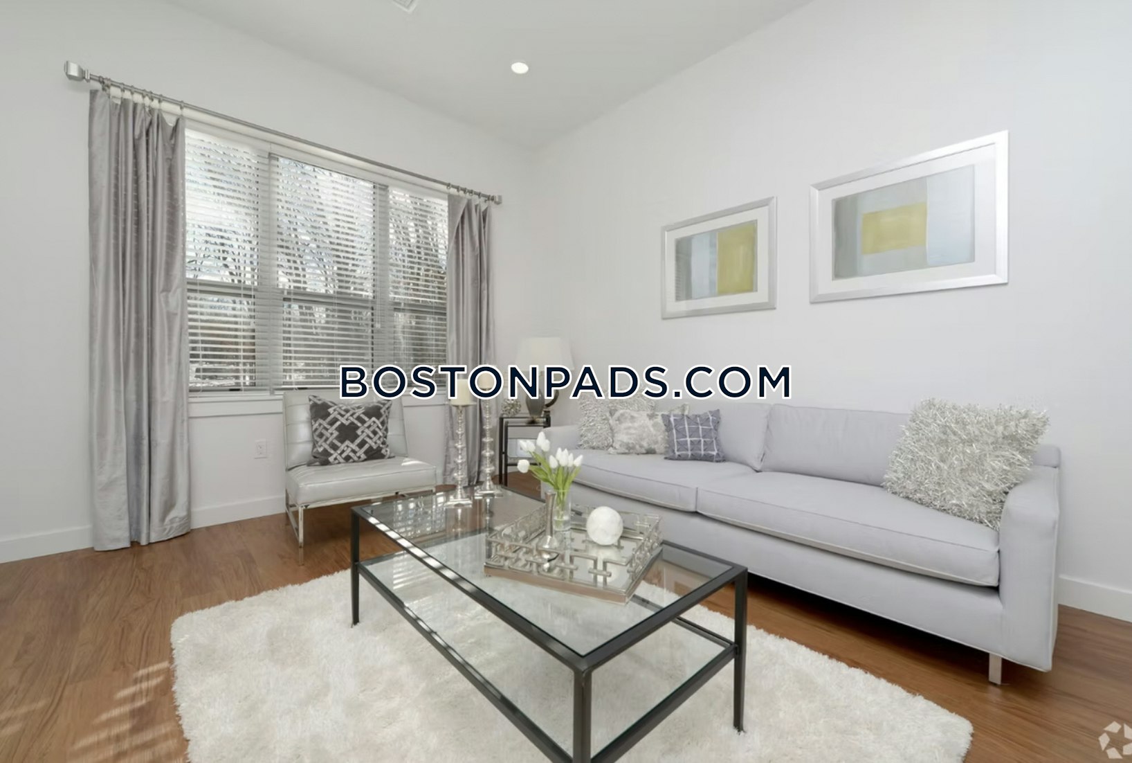 Aura at Weymouth Photo 8