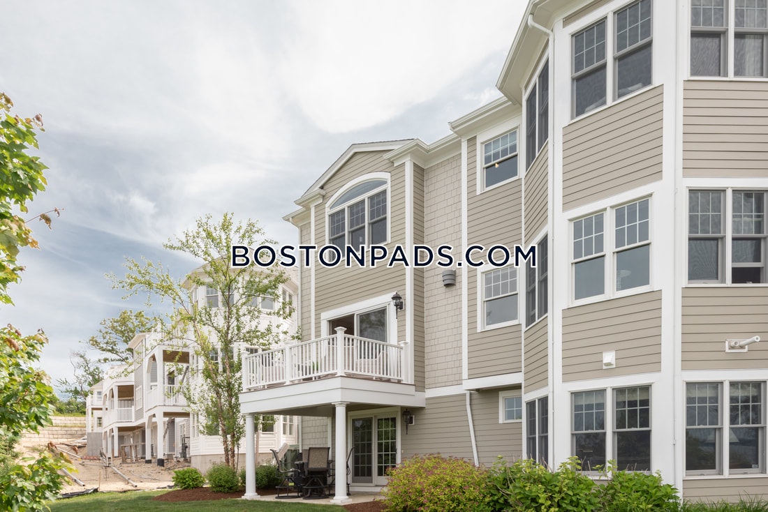 Lighthouse Point Photo 23