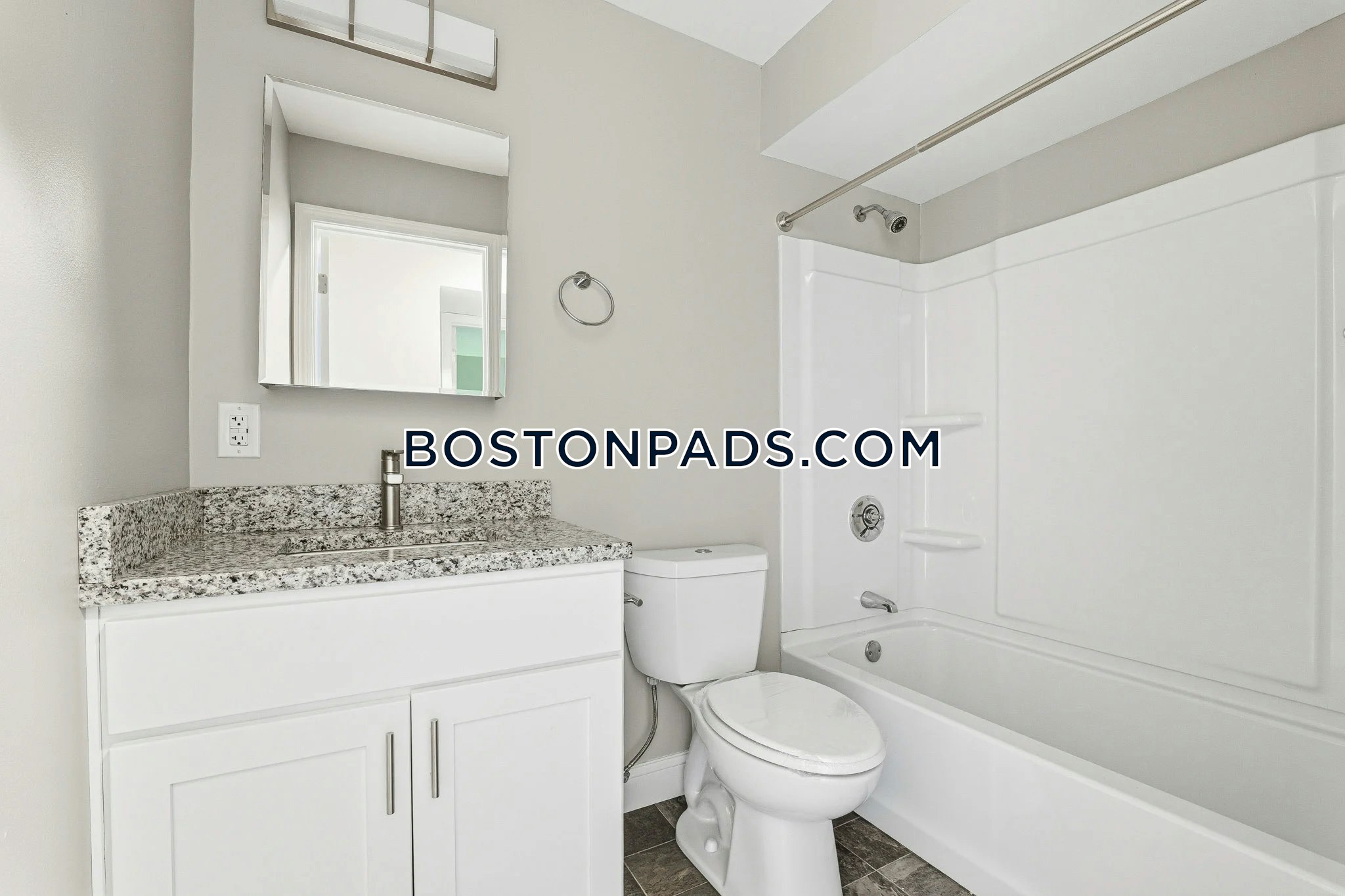 The Residences at Buttonwood Photo 9