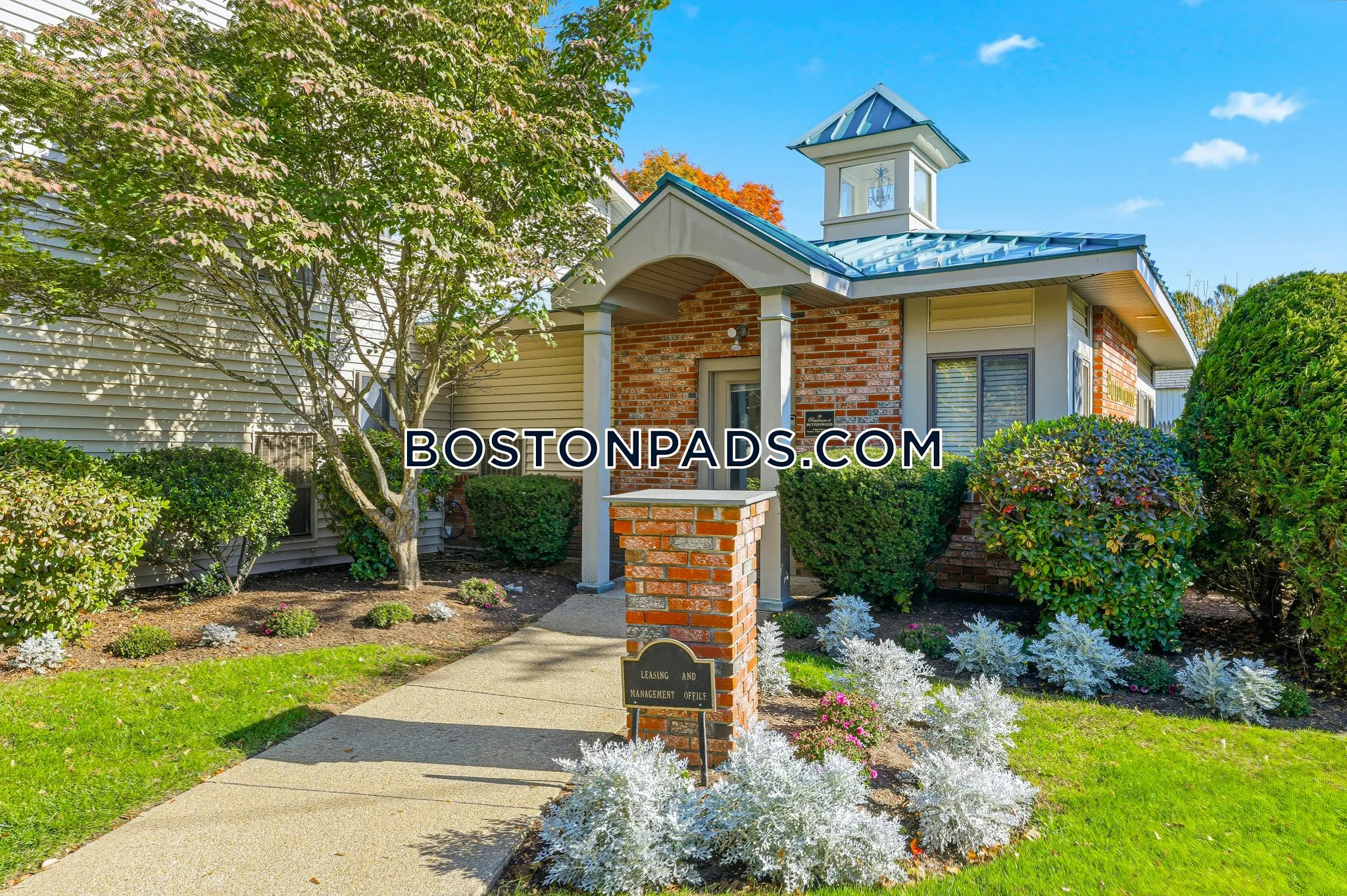 The Residences at Buttonwood Photo 4