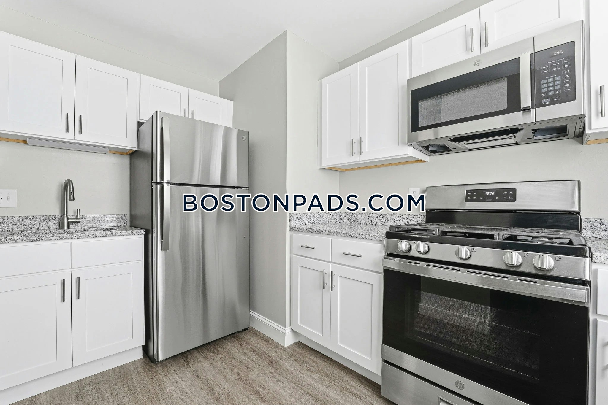 The Residences at Buttonwood Photo 10