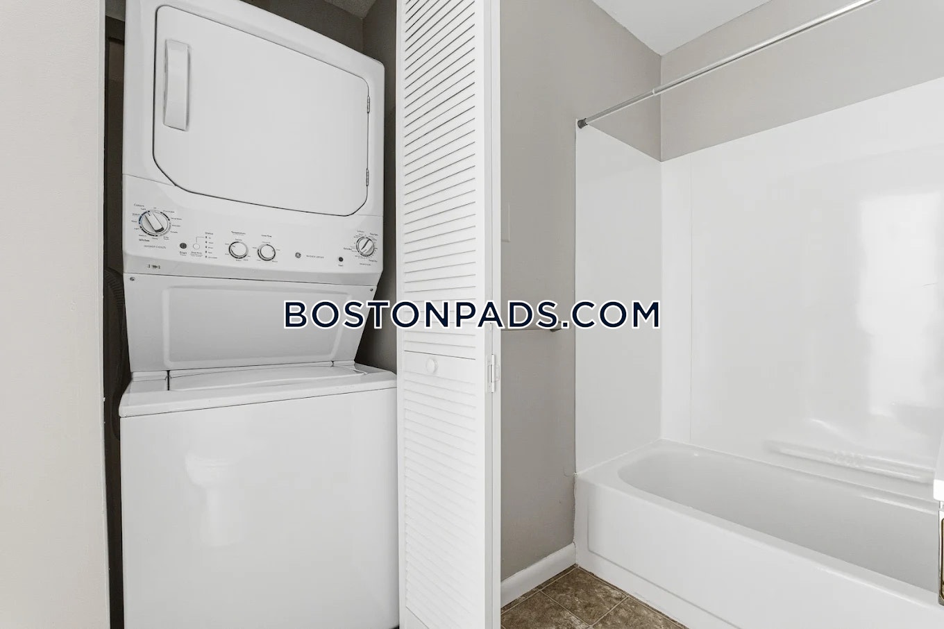 Solemar at South Dartmouth Photo 11