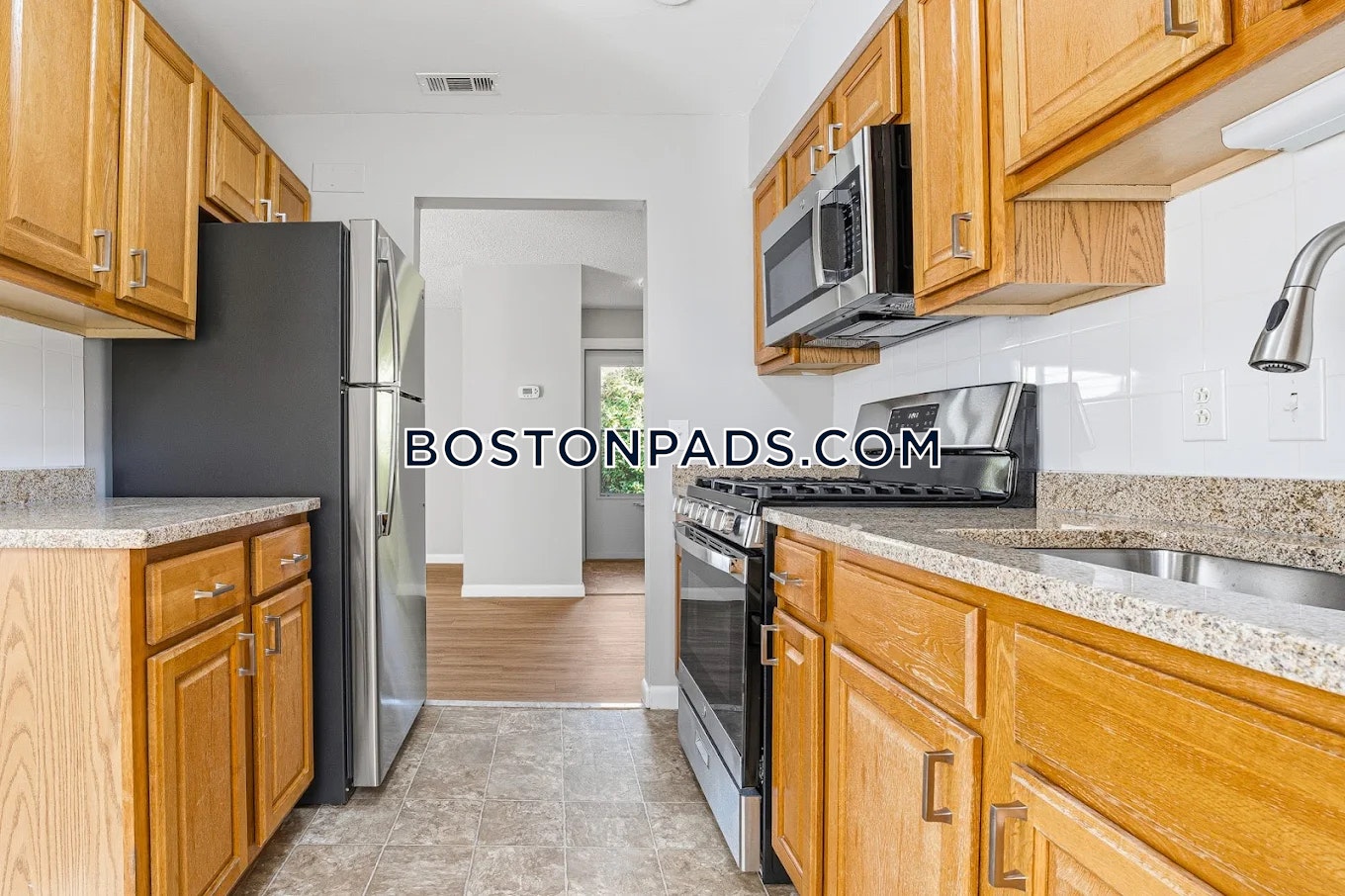 Solemar at South Dartmouth Photo 13