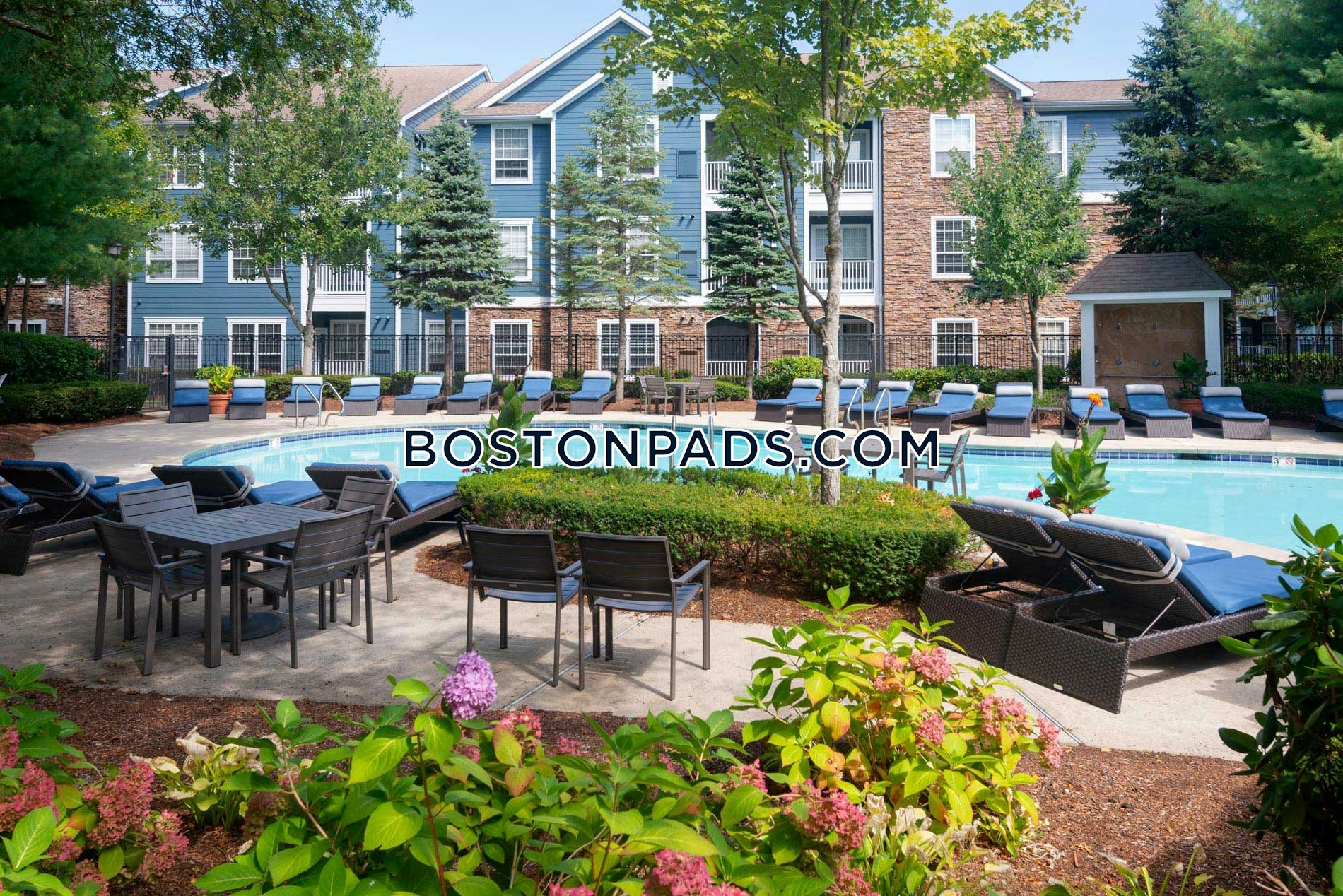 Lodge at Foxborough Photo 32