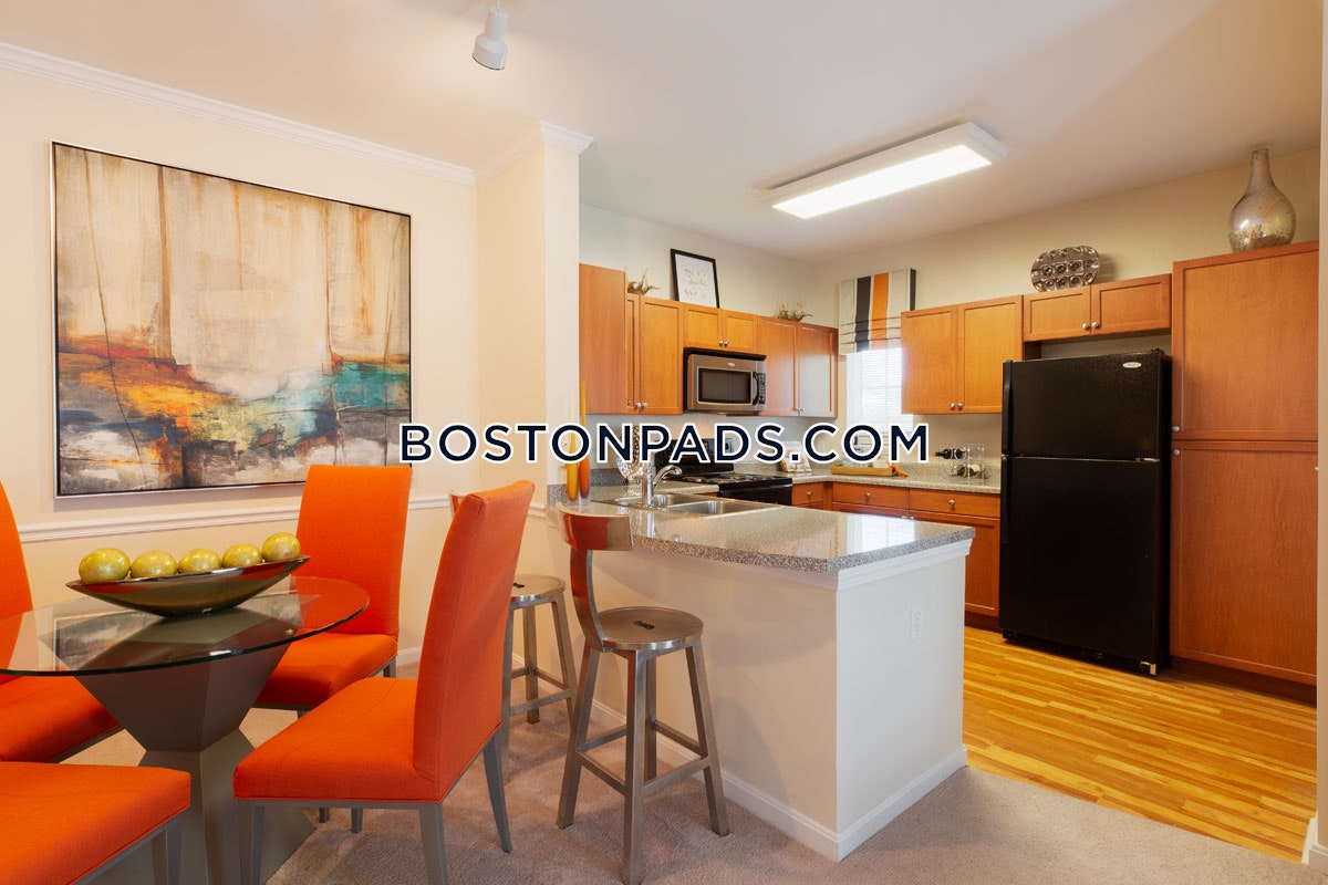 Edgewood Apartments Photo 24