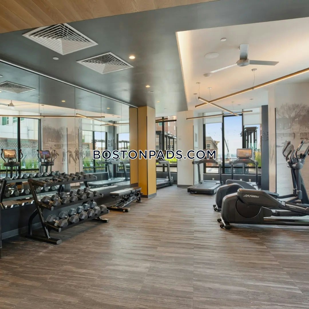 Gables Seaport Photo 12