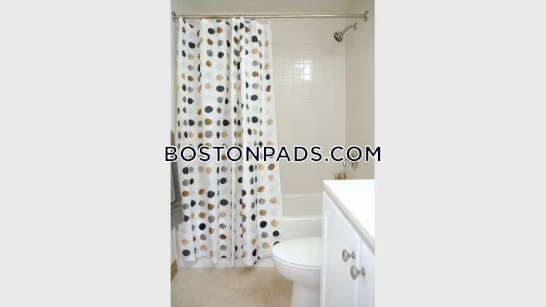 The Regency Photo 10