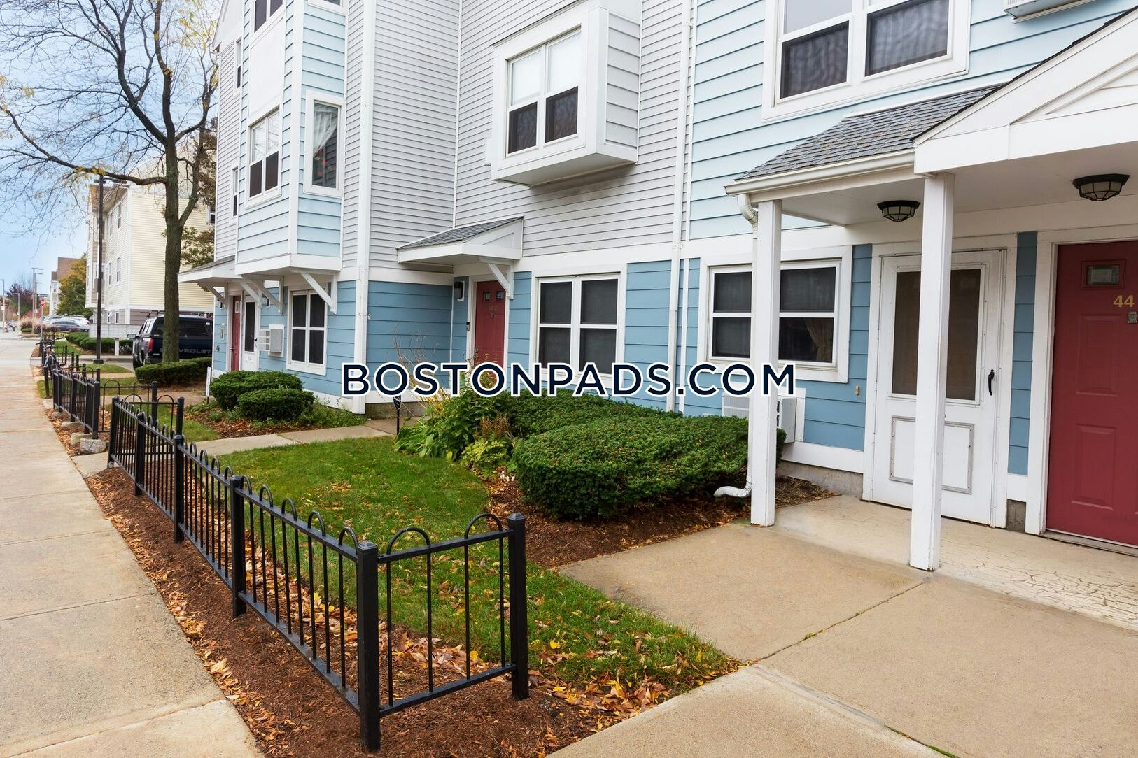 Mission Main Apartments Photo 1