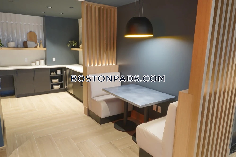 Neponset Landing Photo 11