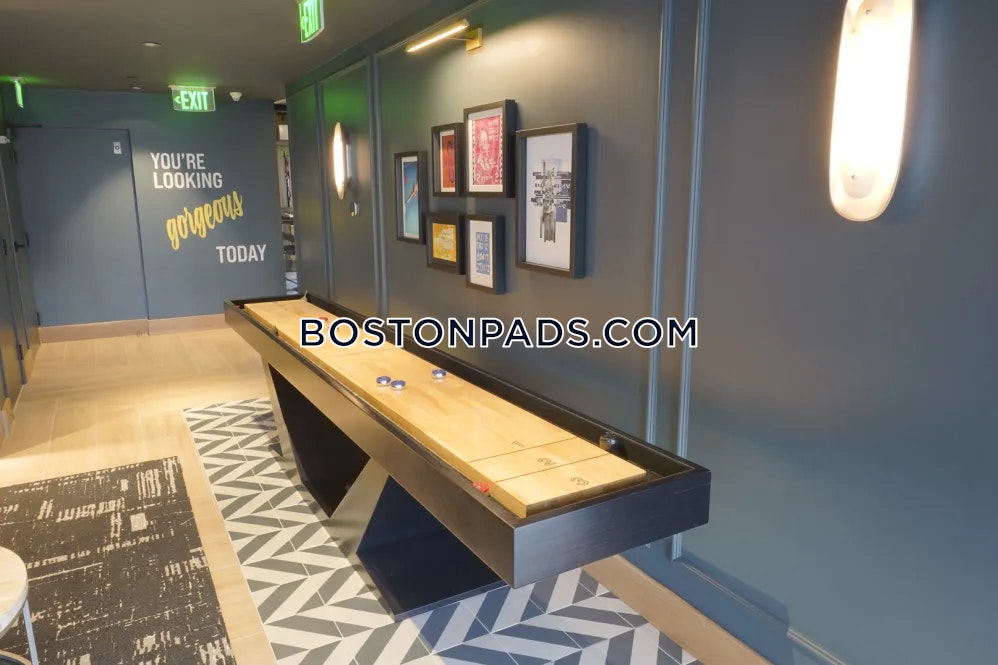 Neponset Landing Photo 20