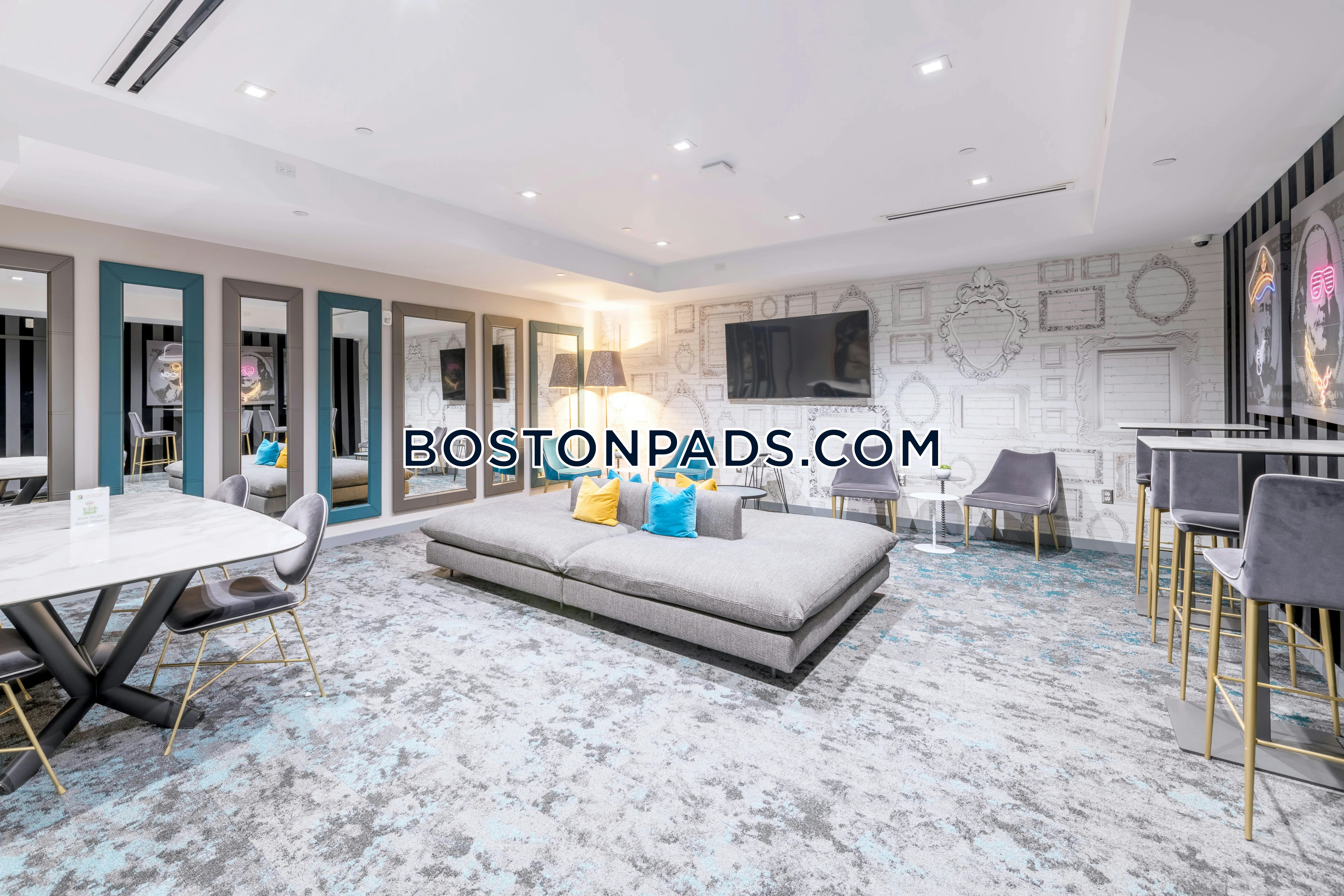 Nova Quincy Photo 12