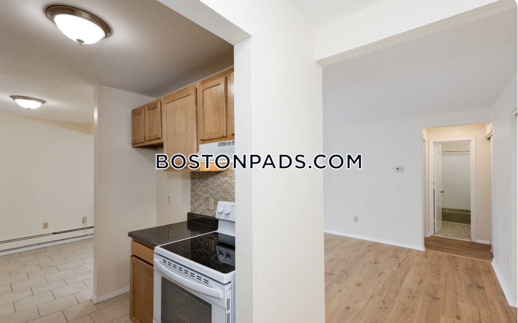 Oak Ridge Apartments Photo 11