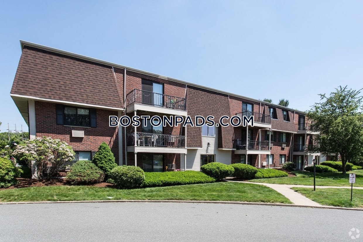 Oak Ridge Apartments Photo 12