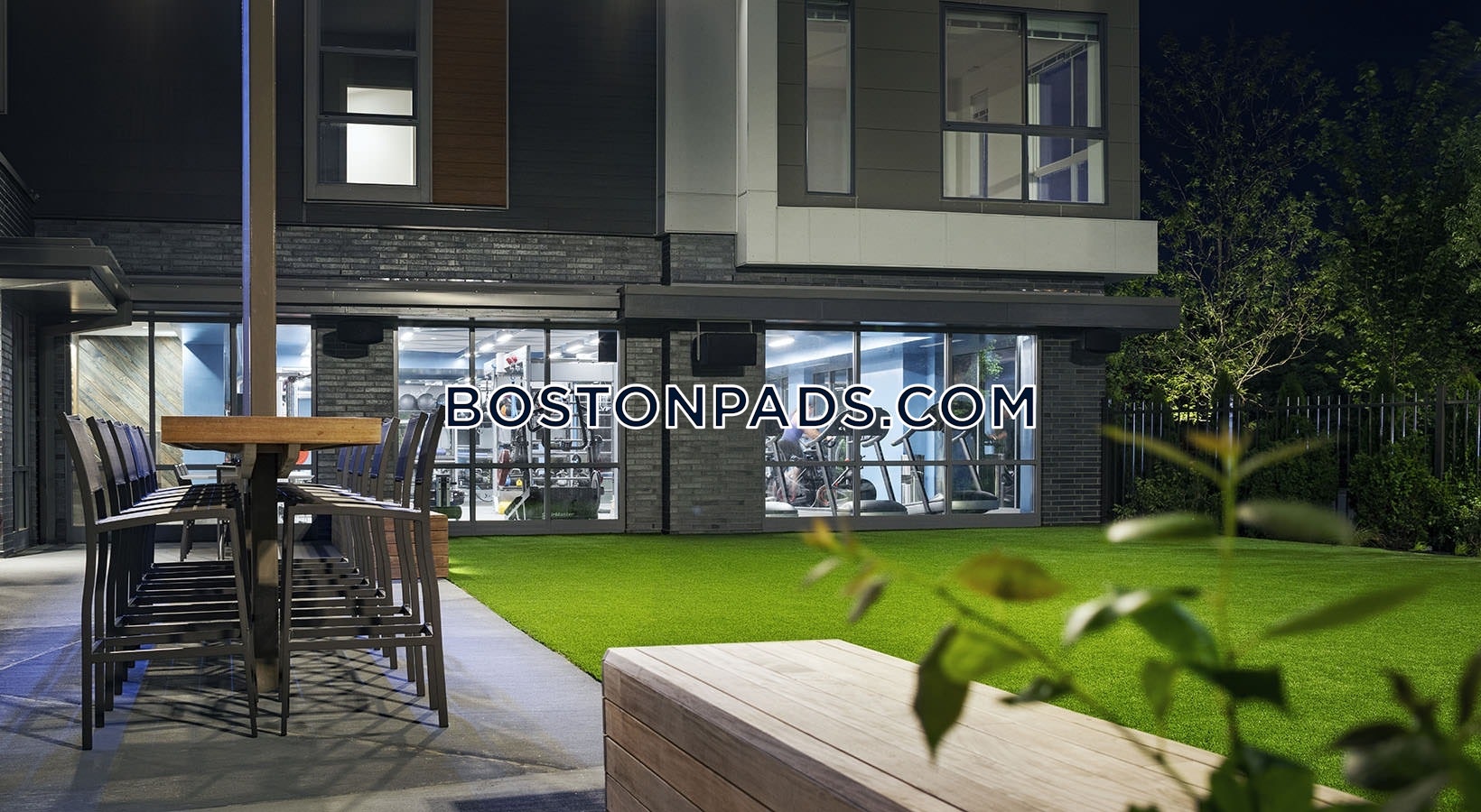 One Beachmont Photo 4