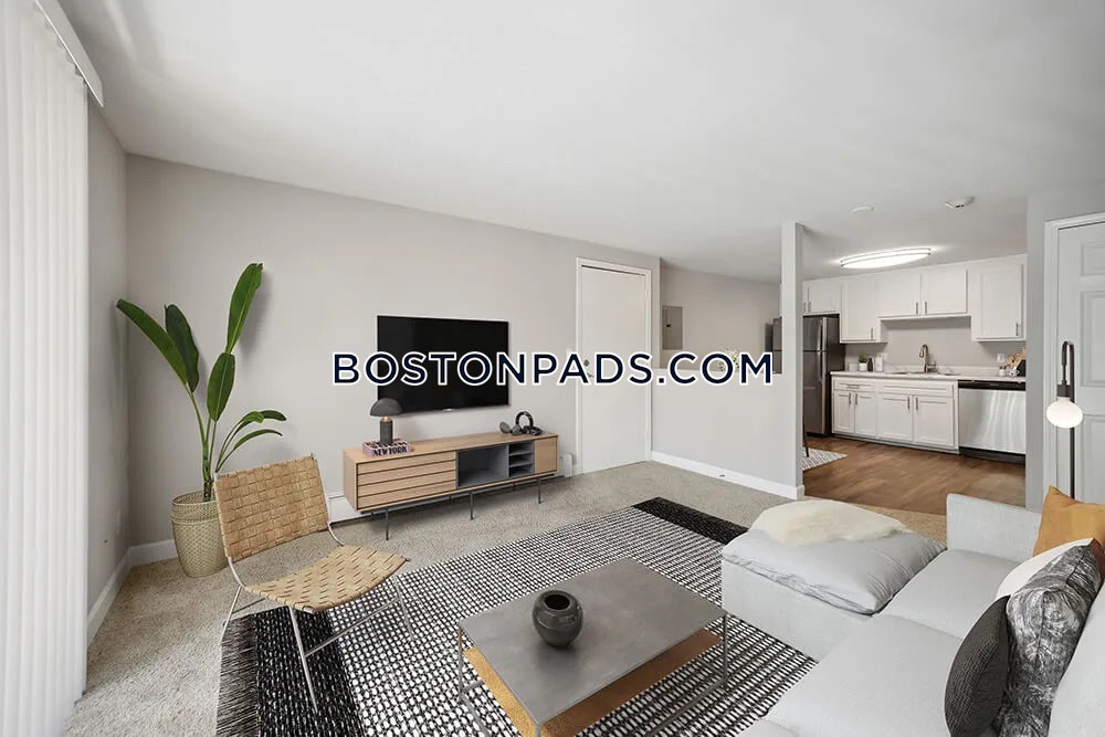 Middlesex Crossing Photo 26