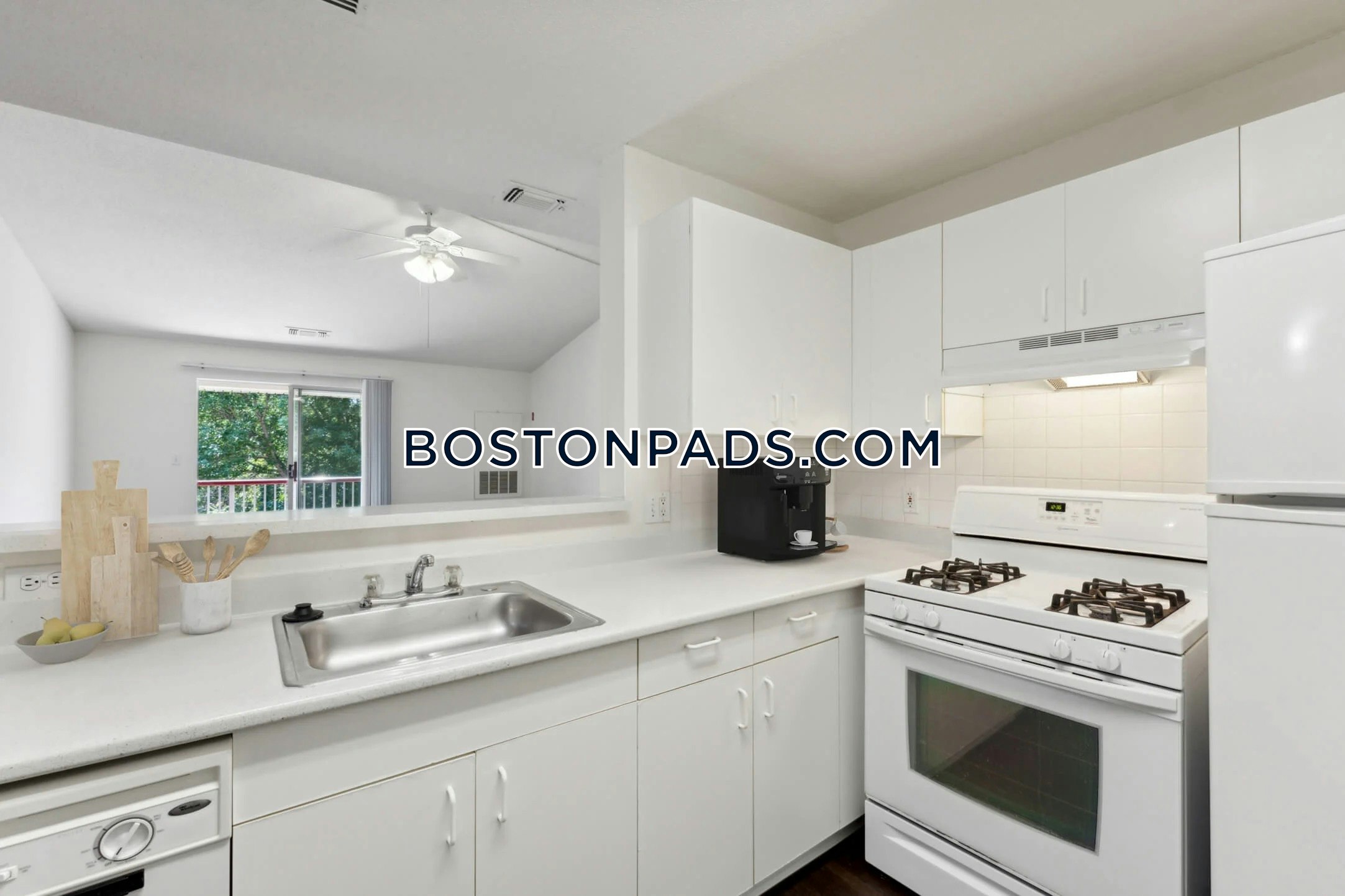 The Residences at Westborough Station Photo 19