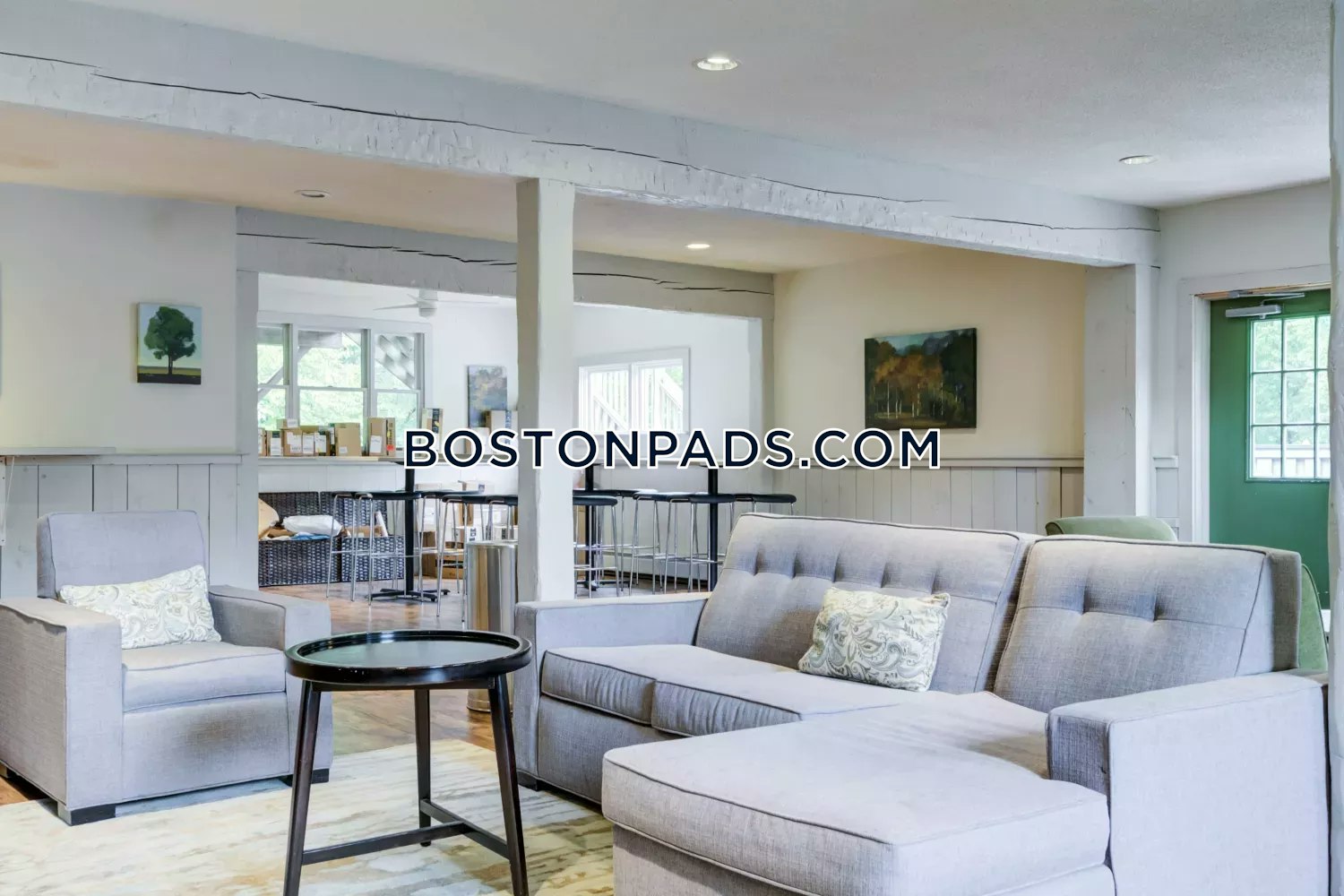 Wexford Village Photo 25