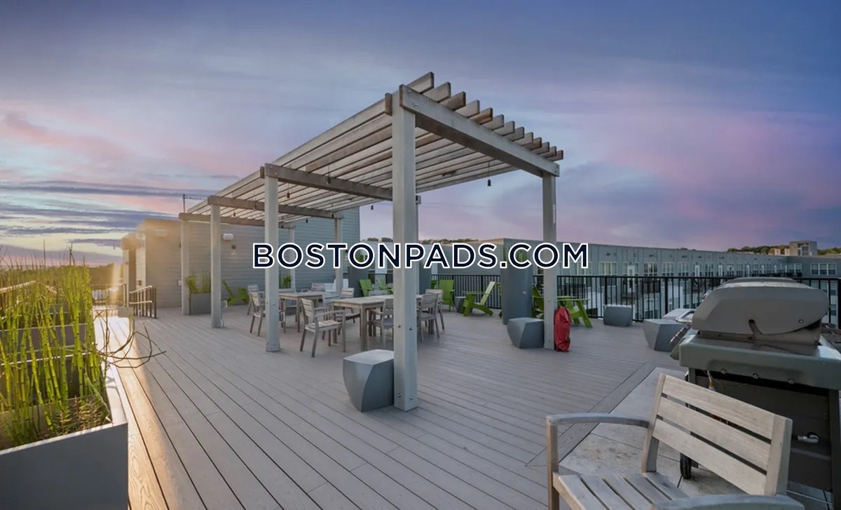 The Point at Green District Photo 42