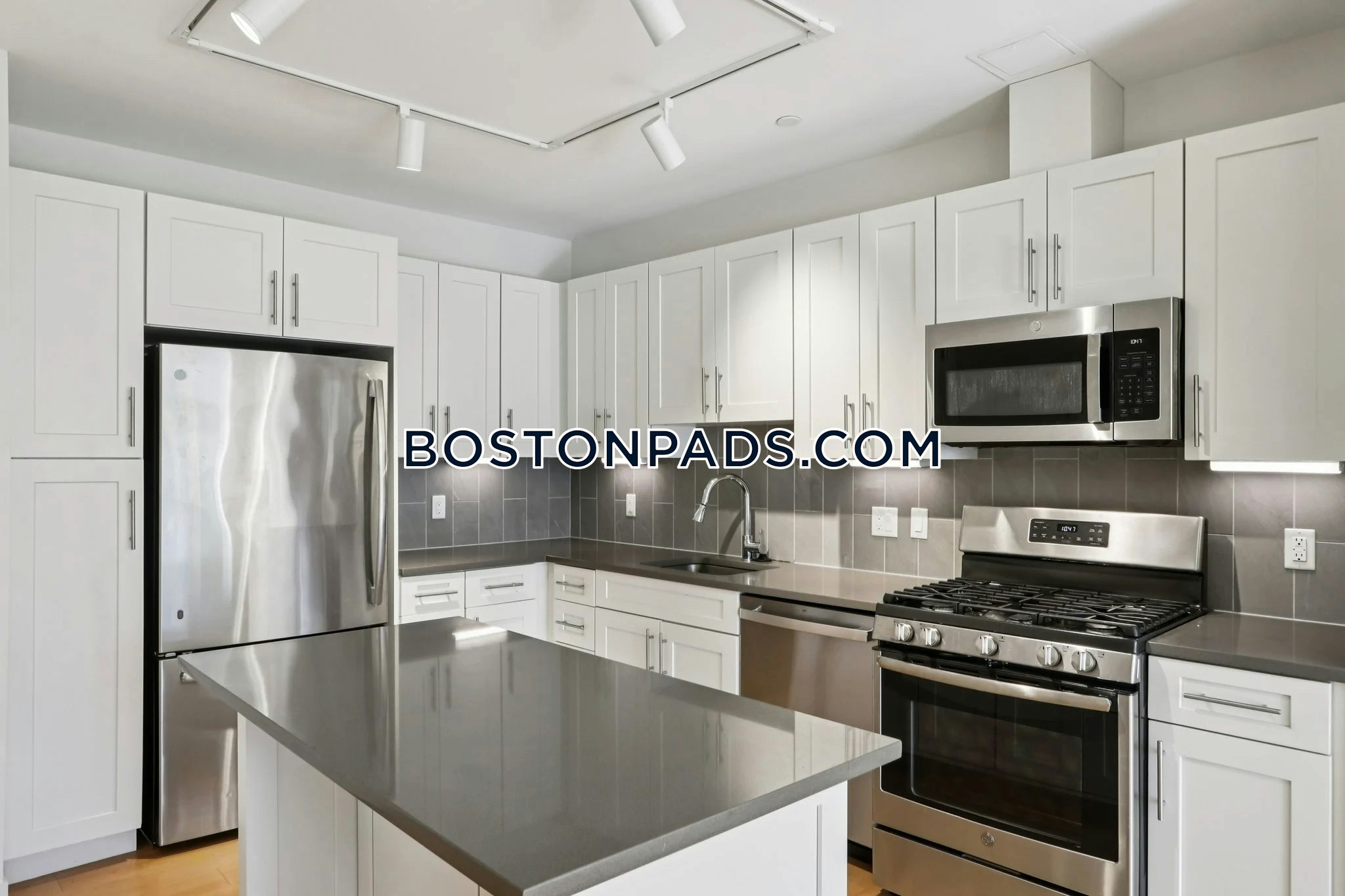 Park77 Apartments Photo 35