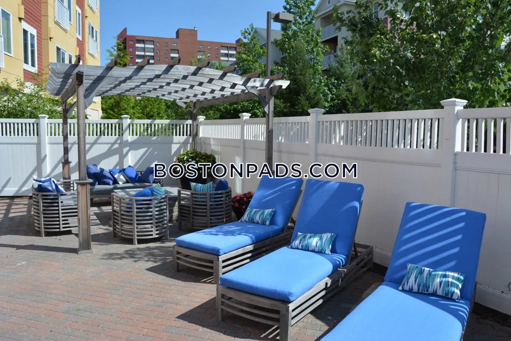 Parkside Commons Apartments Photo 2