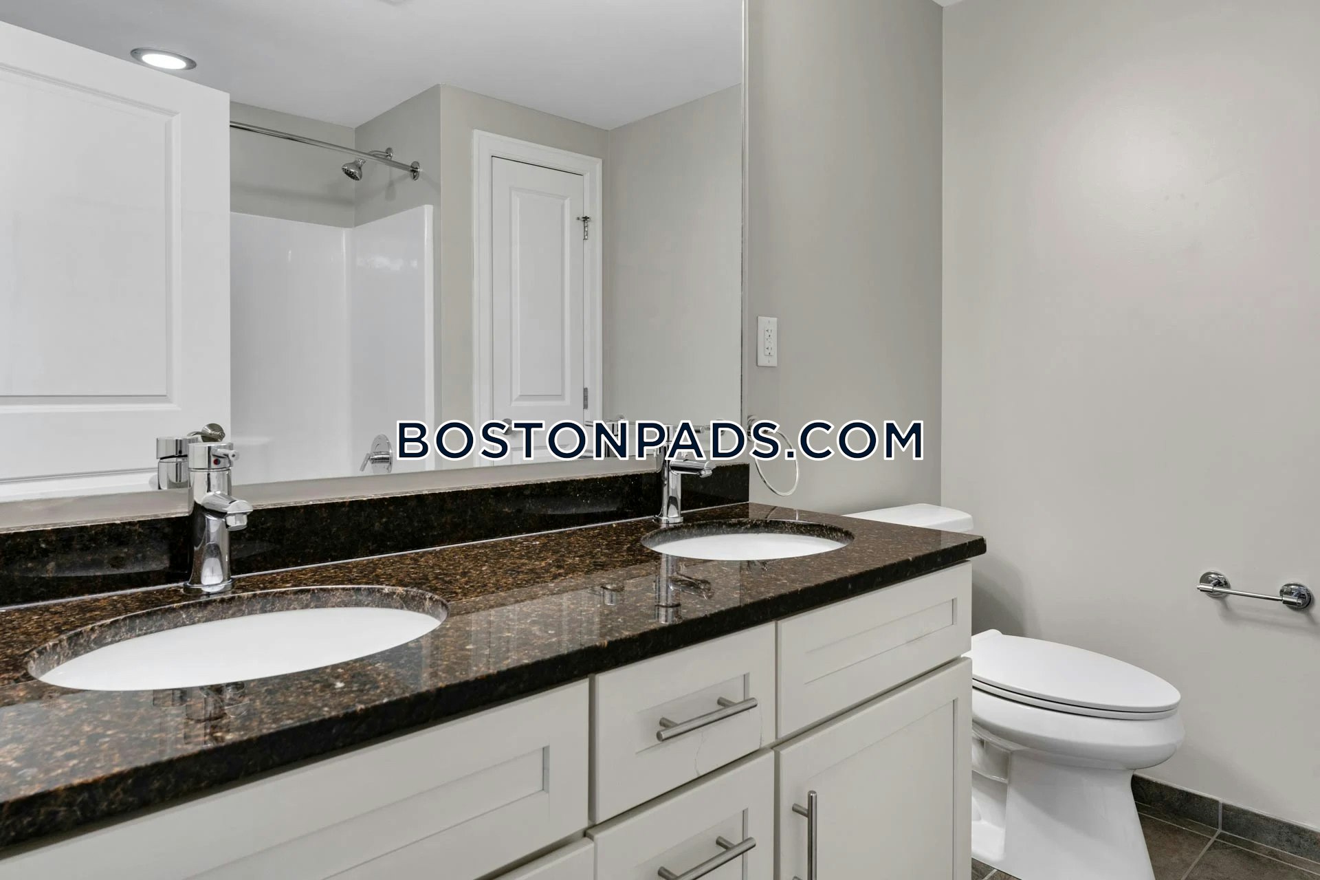 Parkside Commons Apartments Photo 28