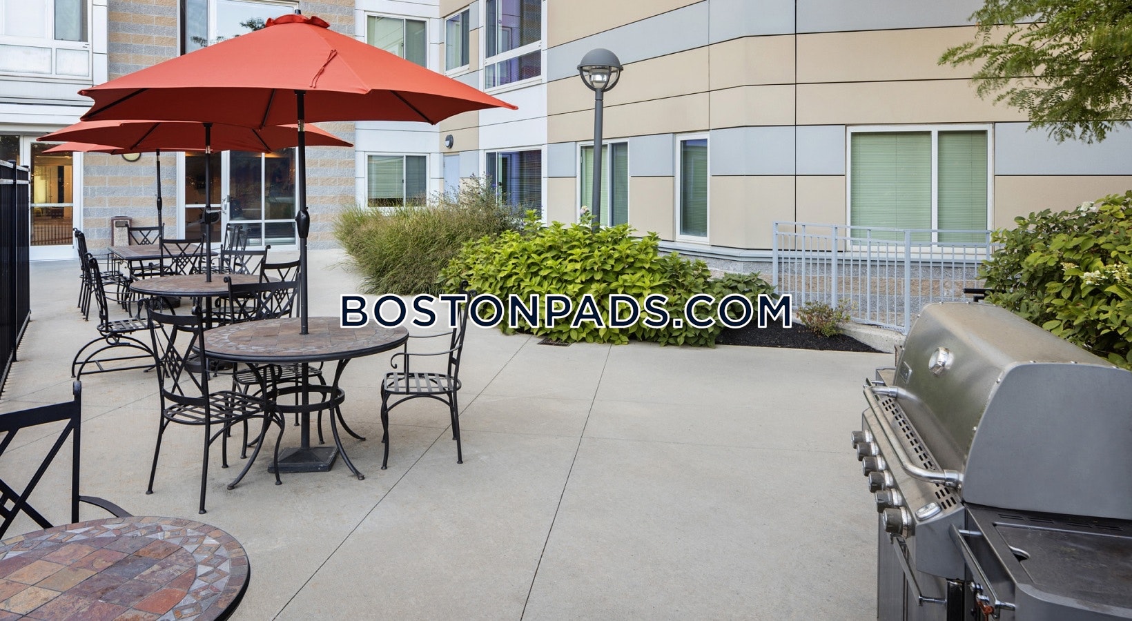 Peninsula Apartments Photo 17