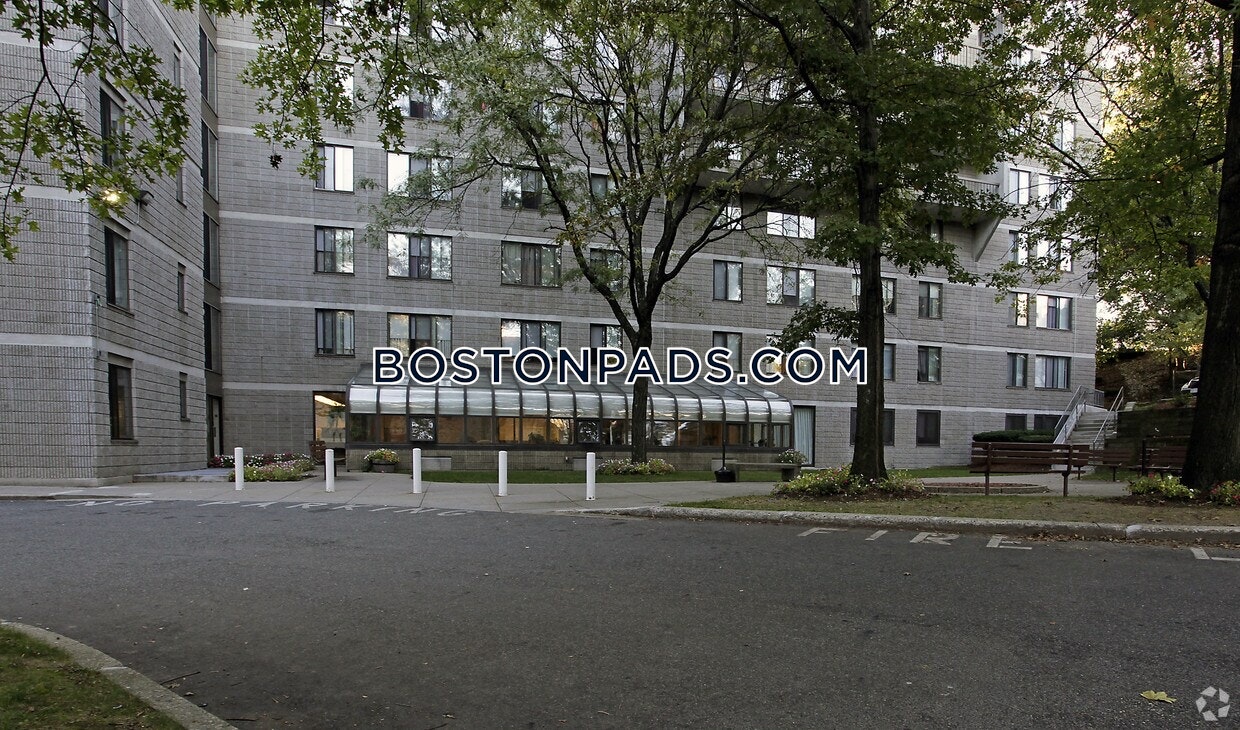 Canterbury Towers Photo 2