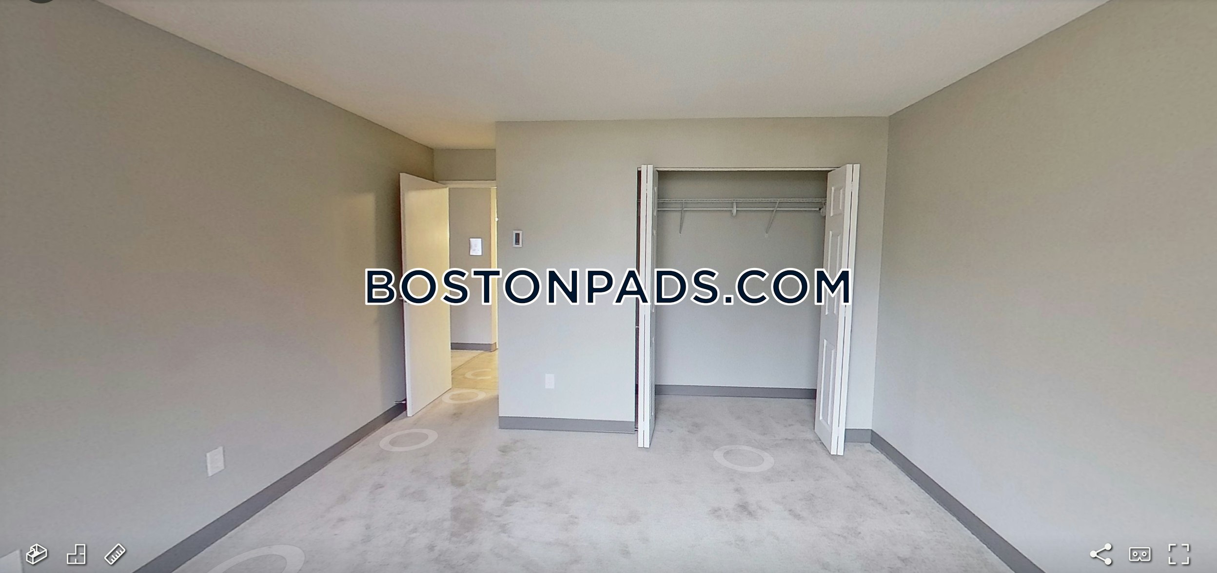 Courtyard Princeton Place Photo 9