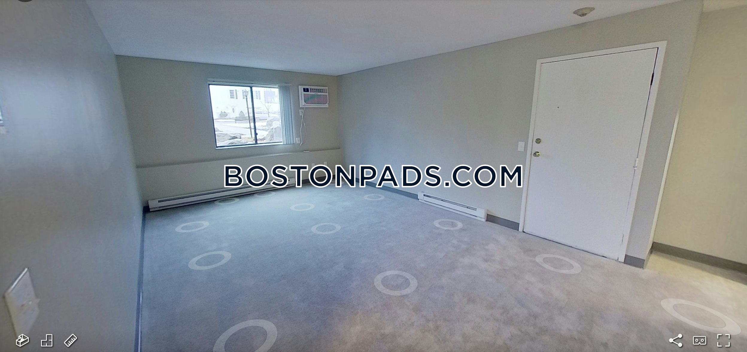 Courtyard Princeton Place Photo 10