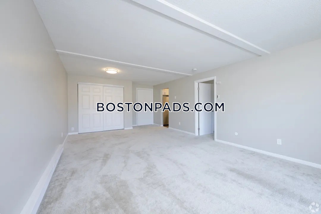 Princeton Green Photo 36