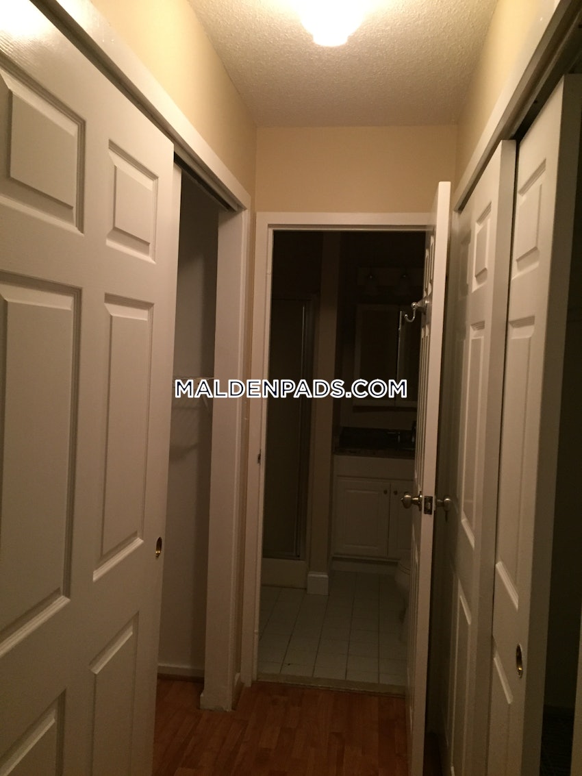 MALDEN - 2 Beds, 2 Baths - Image 51