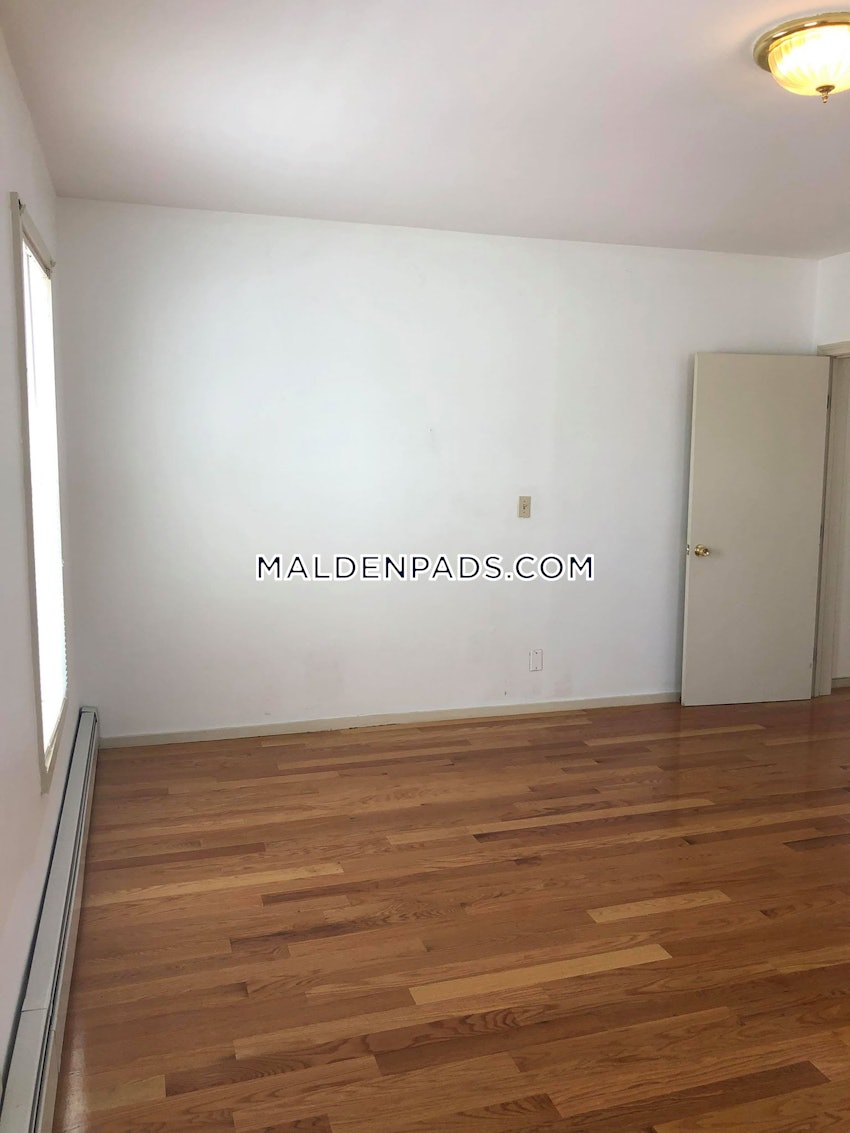 MALDEN - 3 Beds, 1 Bath - Image 10