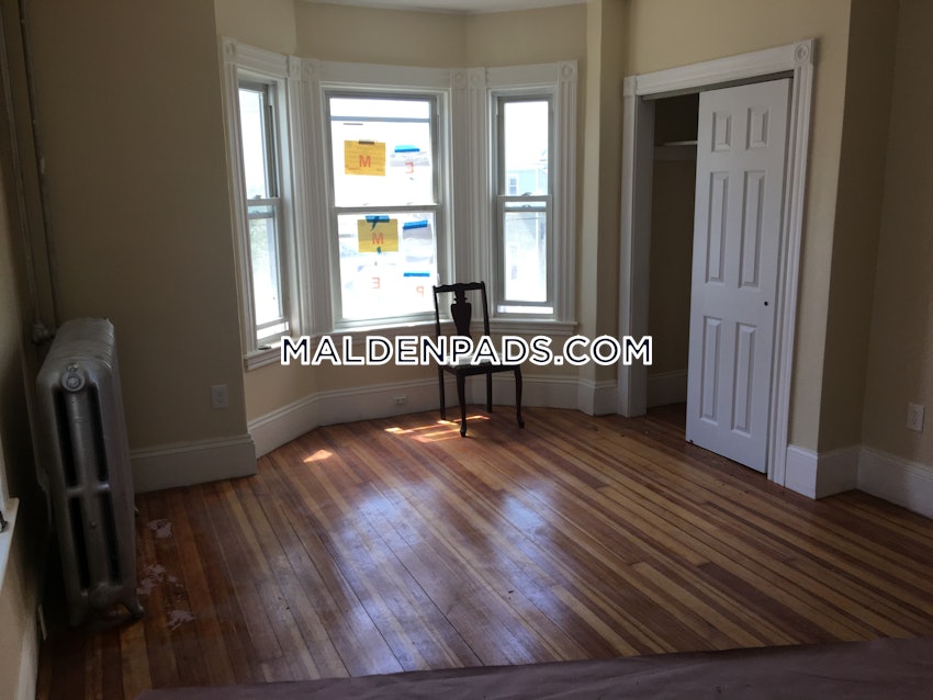 MALDEN - 5 Beds, 2 Baths - Image 11