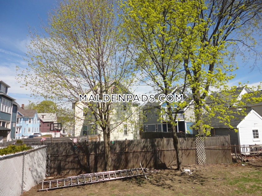 MALDEN - 5 Beds, 2 Baths - Image 31