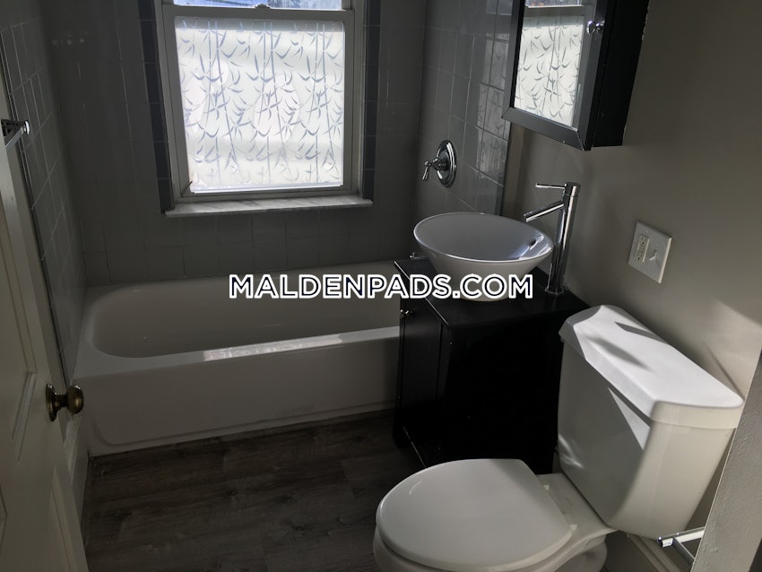 MALDEN - 4 Beds, 1 Bath - Image 39