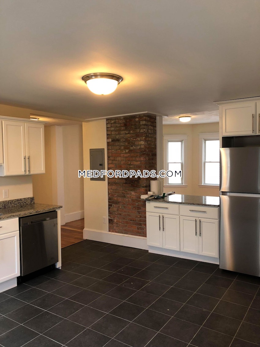 MEDFORD - MAGOUN SQUARE - 4 Beds, 2 Baths - Image 18