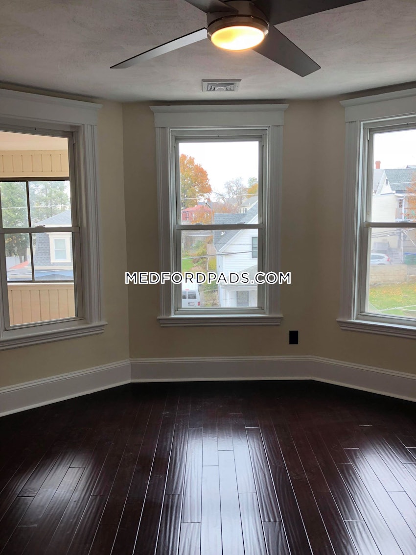 MEDFORD - MAGOUN SQUARE - 4 Beds, 2 Baths - Image 14