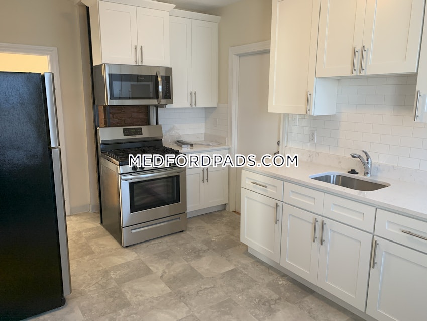 MEDFORD - MAGOUN SQUARE - 2 Beds, 1 Bath - Image 4