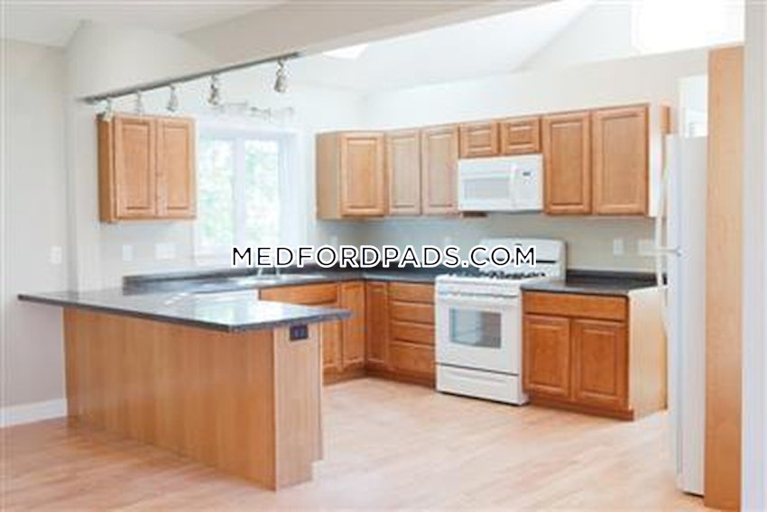 MEDFORD - MEDFORD SQUARE - 3 Beds, 2 Baths - Image 31