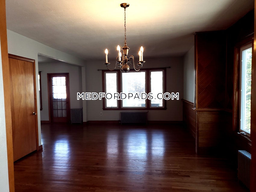 MEDFORD - MEDFORD SQUARE - 4 Beds, 2 Baths - Image 16