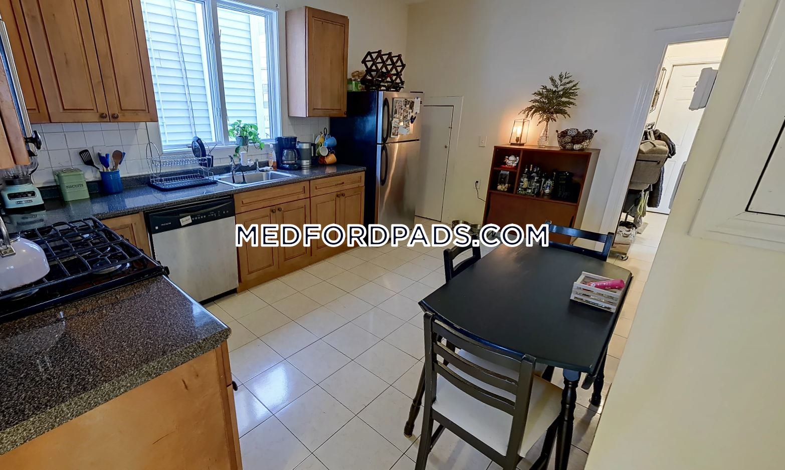 Medford Apartment for rent 3 Bedrooms 1 Bath Tufts 3,280